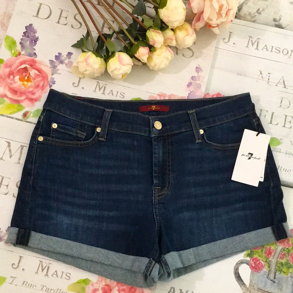 NWT 7 For All Mankind Midroll Short Deep Blue Wash Size 28! ✨